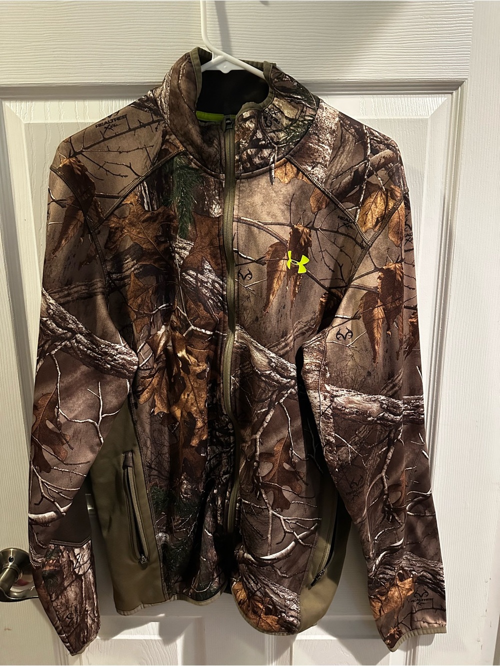 Under Armour Realtree Camo Scent Control Hunting Jacket Mens Large Full Zip